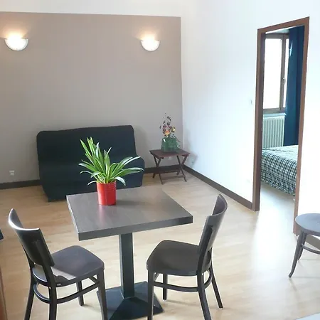 Maison De Savoie Hotel 2*