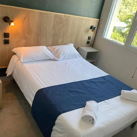 Hotell Maison De Savoie 2*
